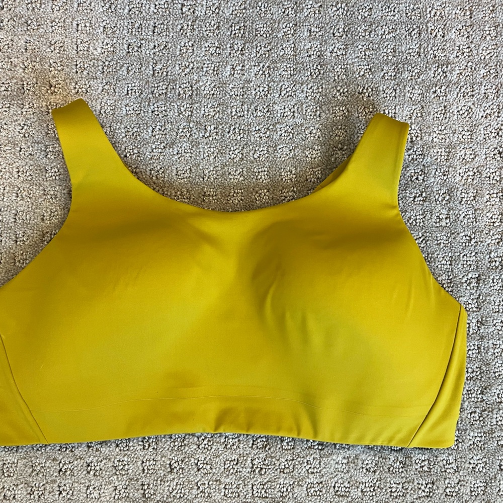 Athleta Sports Bra 38C